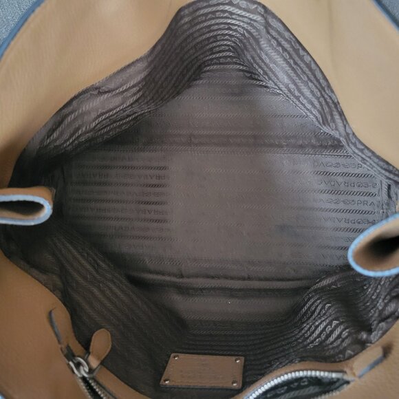 Prada Vitello Phenix Camel Side Zip Tote & Dust Bag - Authentic - Picture 3 of 11